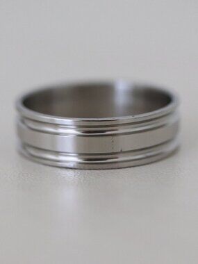 D5 7mm Men/Women Fashion Wedding Band Ring Stainless